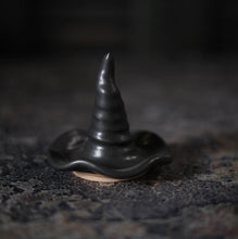 Load image into Gallery viewer, Handmade Ceramic Witch Hat Ring Holder