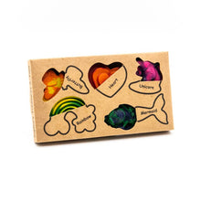 Load image into Gallery viewer, Recycled Crayon Set