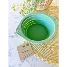 Load image into Gallery viewer, Collapsible Silicone Dog Bowl