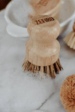 Load image into Gallery viewer, Bamboo Palm Fiber Firm Pot Scrubber
