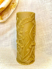 Load image into Gallery viewer, Fern Beeswax Candle
