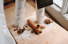 Load image into Gallery viewer, Abundance Manifestation Bath Soak - Intention Bath Salts
